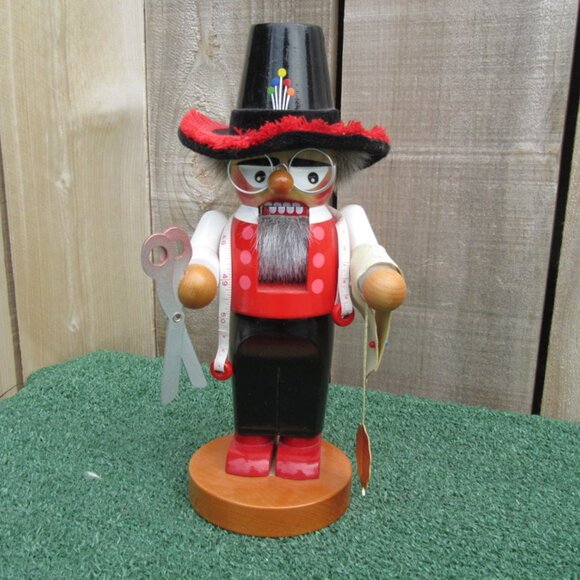 Original Steinbach Volkskunst Erzgebirge Tailor Wood Nutcracker Germany